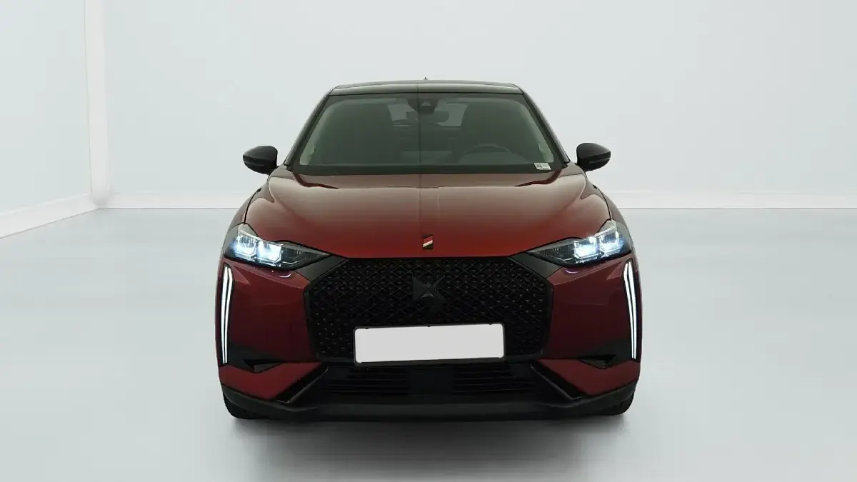 Gebraucht DS Automobiles DS3 Performance 101 PS (74 kW) 2024 Rouge diva nacre / toit noir Limousine