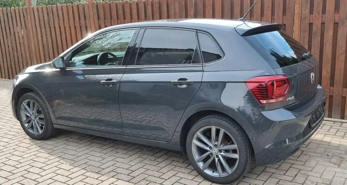 Gebraucht VW Polo Highline 116 PS (85 kW) 2018 Grau Kleinwagen
