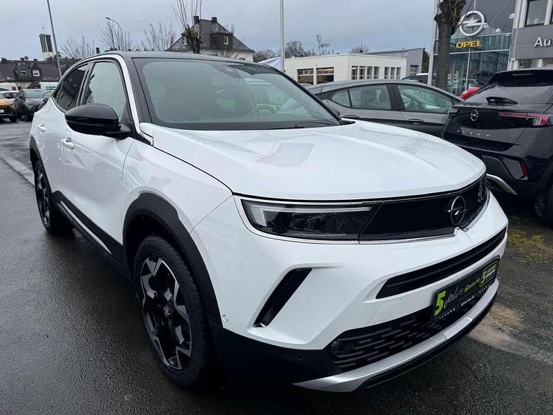 Gebraucht Opel Mokka Ultimate 131 PS (96 kW) 2023 Weiss/schwarz SUV