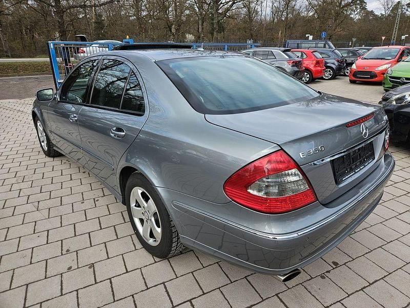 Gebraucht Mercedes E350 272 PS (200 kW) 2008 Palladiumsilber Limousine