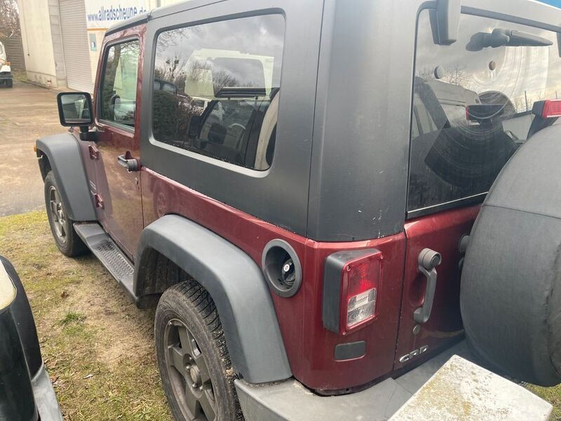 Gebraucht Jeep Wrangler Sport 177 PS (130 kW) 2009 Rot SUV