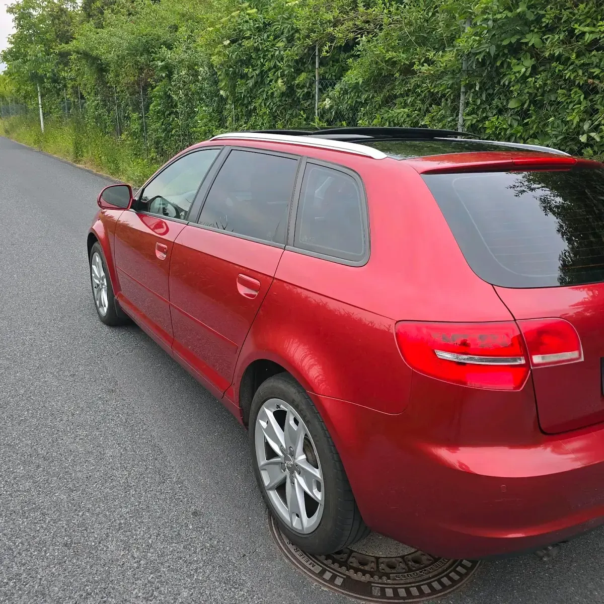 Gebraucht Audi A3 Sportback 110 PS (80 kW) 2010 Rot Kleinwagen