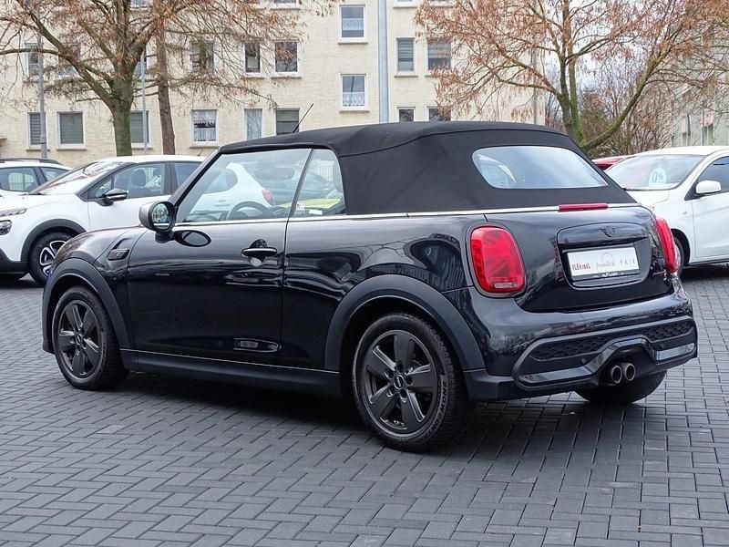 Gebraucht Mini Cooper S 178 PS (130 kW) 2023 Schwarz Kleinwagen