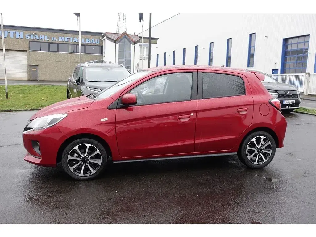 Gebraucht Mitsubishi Space Star Select+ 71 PS (52 kW) 2025 M) (rot Kleinwagen