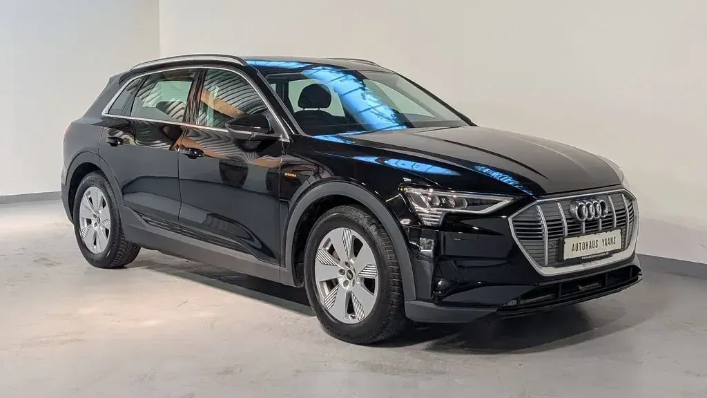 Gebraucht Audi e-tron 230 kW (313 PS) 2022 Schwarz SUV