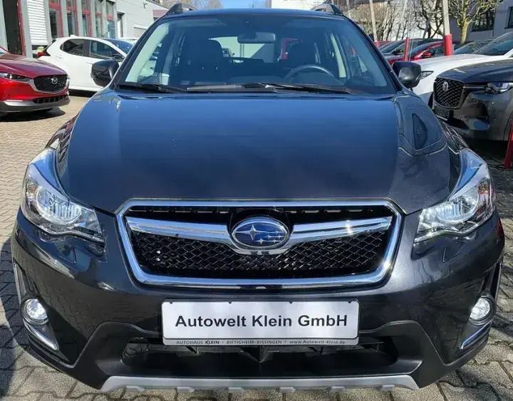 Grau Gebraucht 2016 Subaru XV Exclusive+ SUV | 12.990 € (Fairer Preis) - Bild 1/4