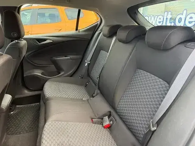 Gebraucht Opel Astra 150 PS (110 kW) 2017 Other Limousine