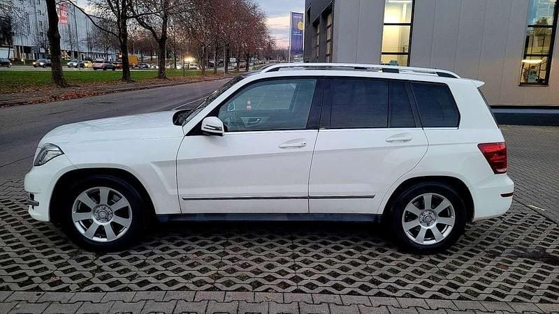 Gebraucht Mercedes GLK200 143 PS (105 kW) 2013 Weiß SUV