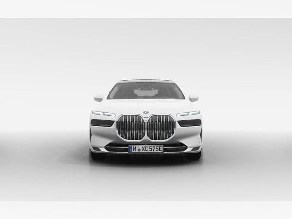 Neu BMW i7 Sport Line 334 kW (455 PS) 2026 Weiß (alpinweiß uni) Limousine