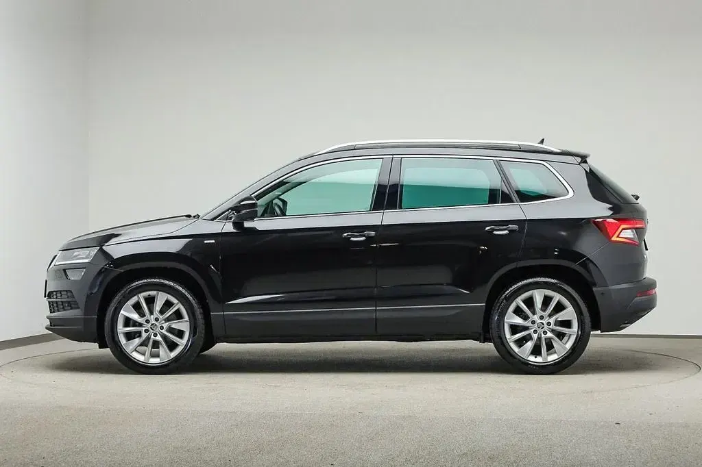 Gebraucht Skoda Karoq Ambition 150 PS (110 kW) 2022 1z schwarzmagic perleffekt (metallic) SUV