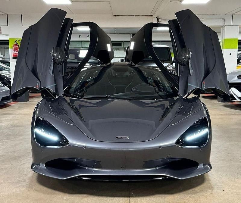 Grau Gebraucht 2024 McLaren 750S Coupé | 299.999 € (Fairer Preis) - Bild 1/4