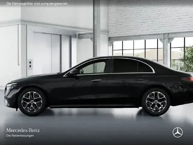 Usado Mercedes E200 Advanced Plus 204 CV (150 kW) 2025 Negro Berlina