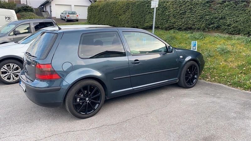 Grau Gebraucht 2002 VW Golf IV Coupé | 1.450 € (Fairer Preis) - Bild 1/4