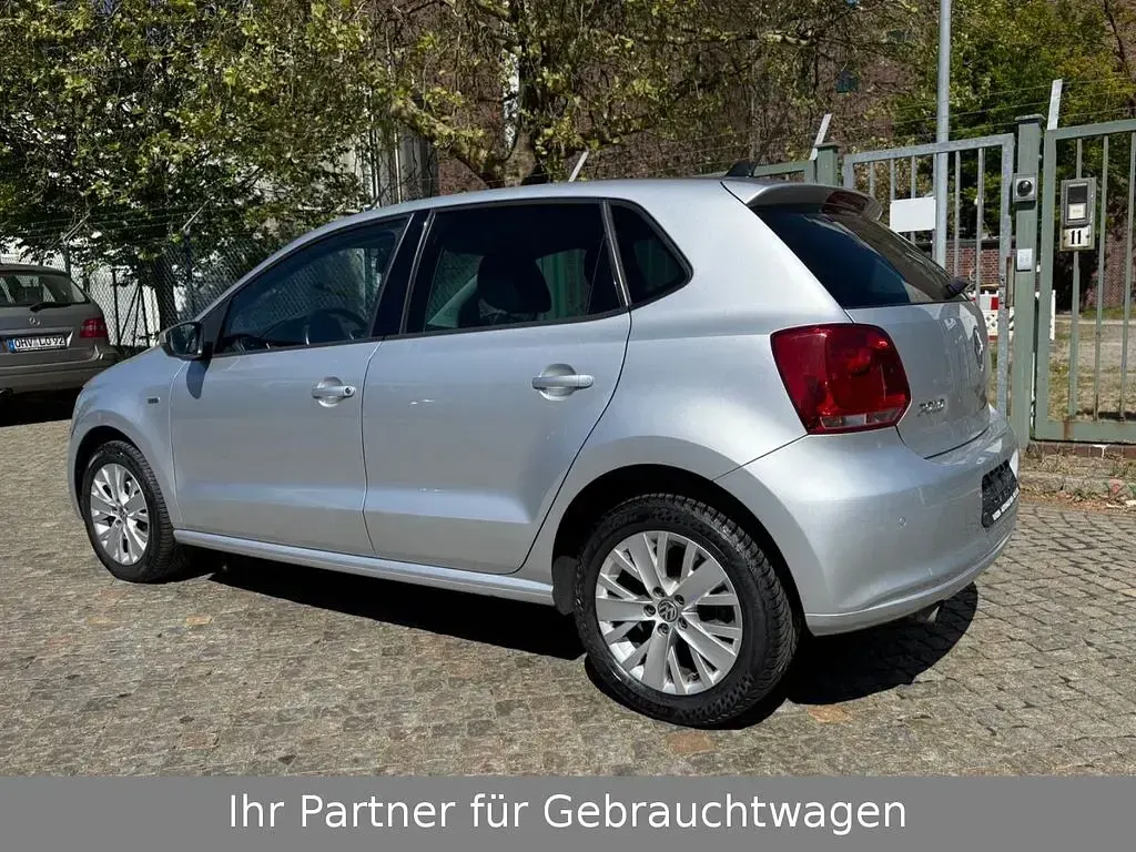 Gebraucht VW Polo 90 PS (66 kW) 2013 Silber Kleinwagen