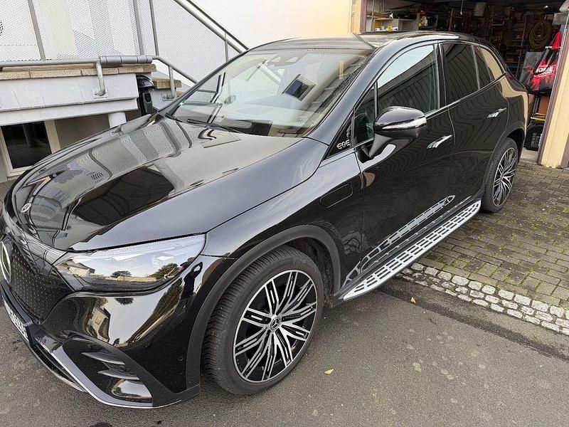 Gebraucht Mercedes EQE350 Premium 214 kW (292 PS) 2023 Schwarz SUV
