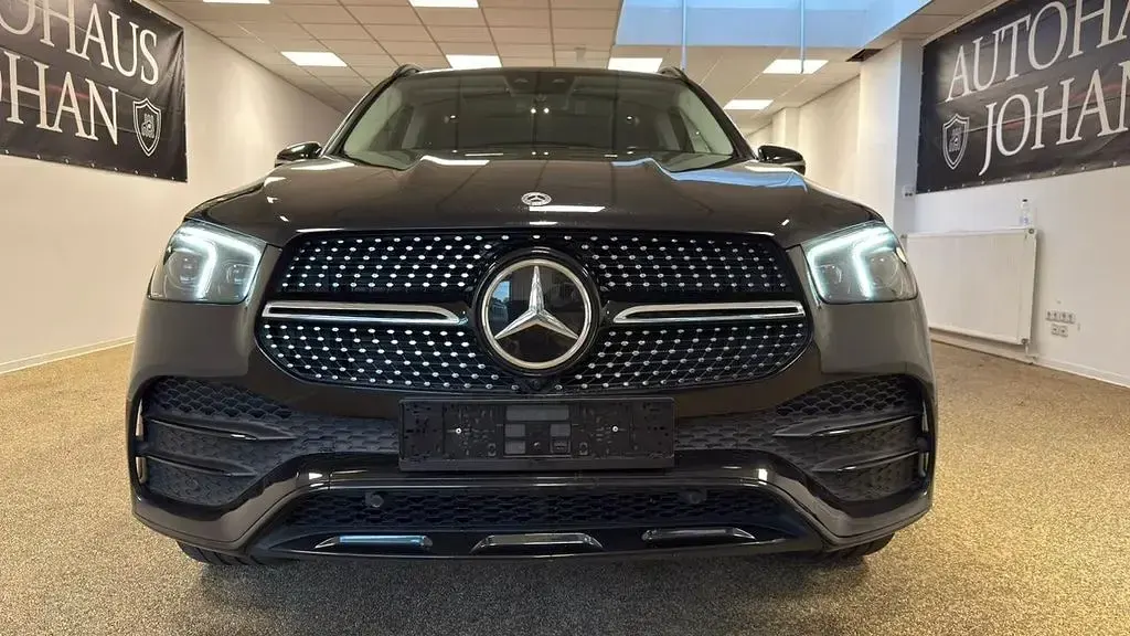 Gebraucht Mercedes 350 AMG line 194 PS (142 kW) 2021 Schwarz SUV