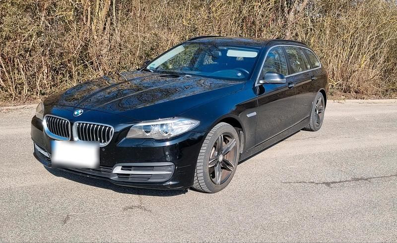 Gebraucht BMW 520 184 PS (135 kW) 2013 Schwarz Kombi