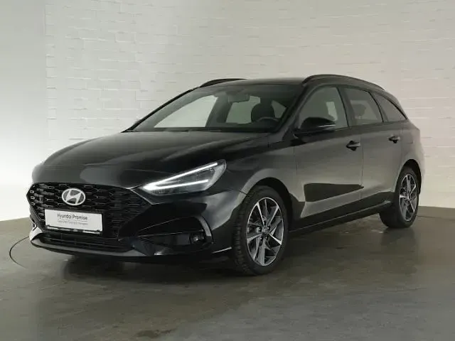 Gebraucht Hyundai i30 Advantage 101 PS (74 kW) 2025 Abyss black Kombi