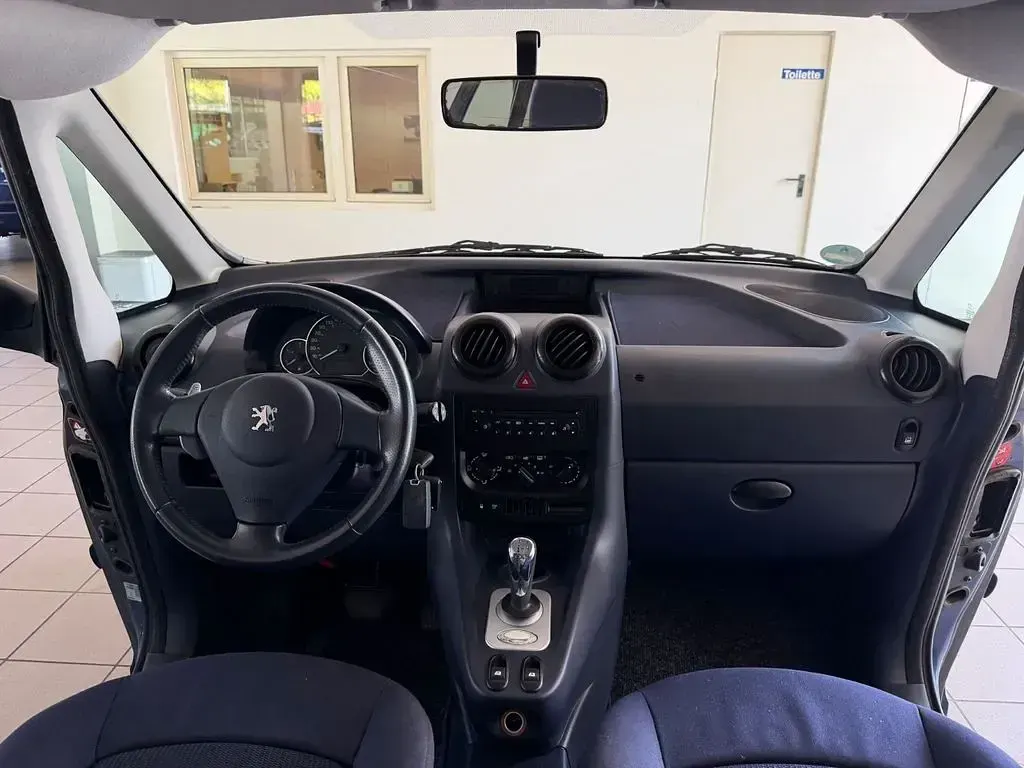 Gebraucht Peugeot 1007 Premium 109 PS (80 kW) 2006 Blau Van / Kleinbus