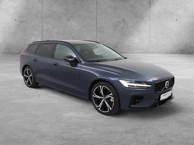 Gebraucht Volvo V60 Ultra 455 PS (334 kW) 2025 Denim blue Kombi