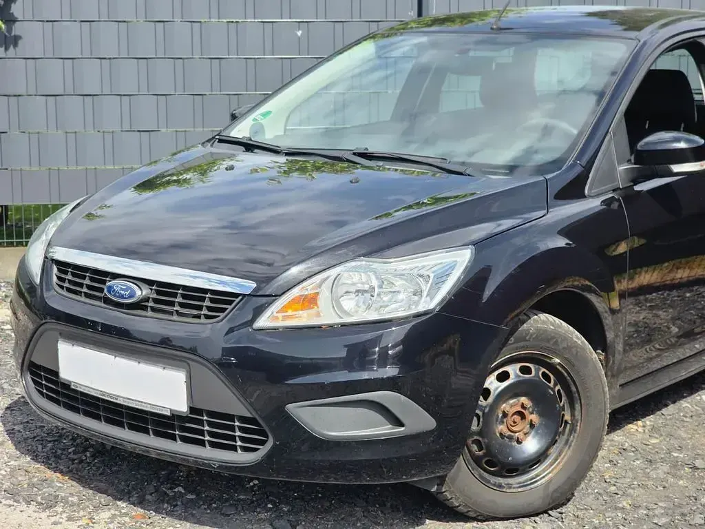 Gebraucht Ford Focus Style 101 PS (74 kW) 2009 Schwarz Limousine