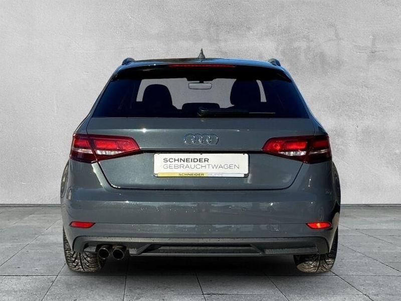 Gebraucht Audi A3 Basis 150 PS (110 kW) 2018 Grau Limousine