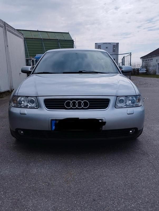 Second-hand Audi A3 210 CP (154 kW) 2002 Argintiu Hatchback