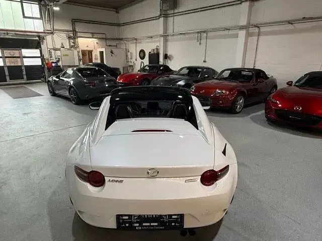 Gebraucht Mazda MX5 Exclusive-Line 184 PS (135 kW) 2019 Weiß Cabrio