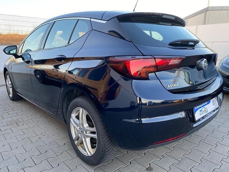 Gebraucht Opel Astra 136 PS (100 kW) 2019 Schwarz Limousine