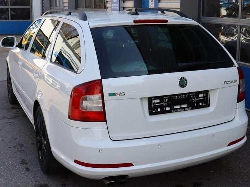 Gebraucht Skoda Octavia RS 200 PS (147 kW) 2012 Candyweiss Kombi