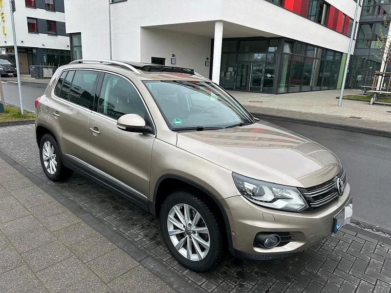Second-hand VW Tiguan 160 CP (117 kW) 2012 Maro SUV
