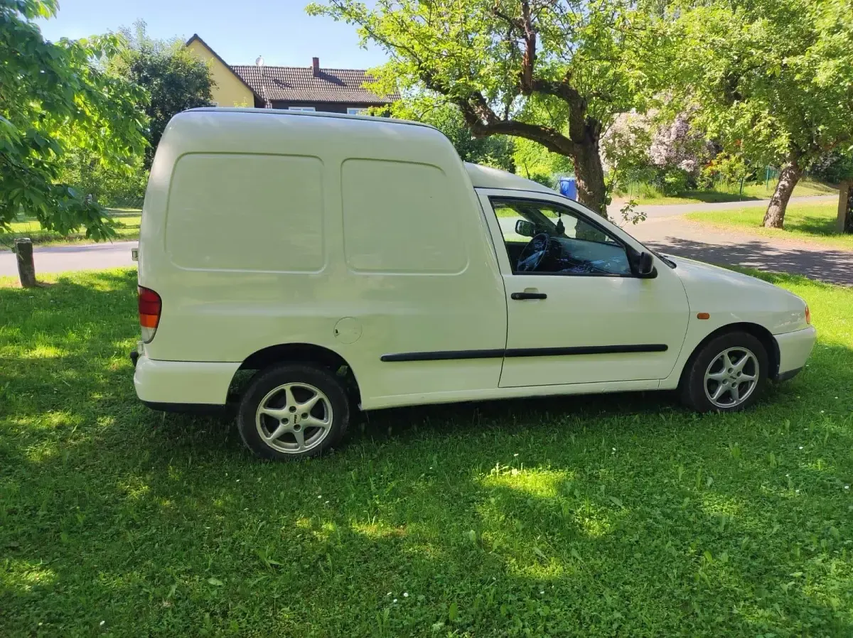Gebraucht VW Caddy 90 PS (66 kW) 2001 Weiß Van / Kleinbus