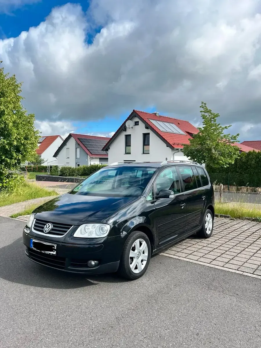 Gebraucht VW Touran 140 PS (102 kW) 2005 Schwarz Van / Kleinbus