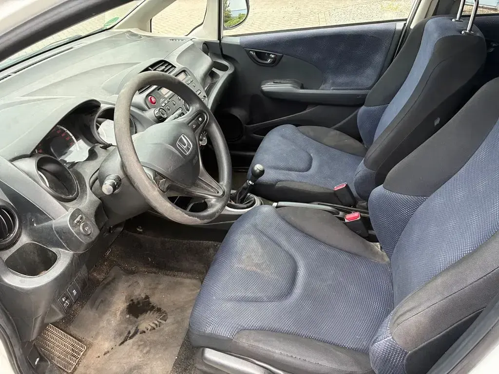 Brugt Honda Jazz Trend 90 HK (66 kW) 2011 Hvid Hatchback