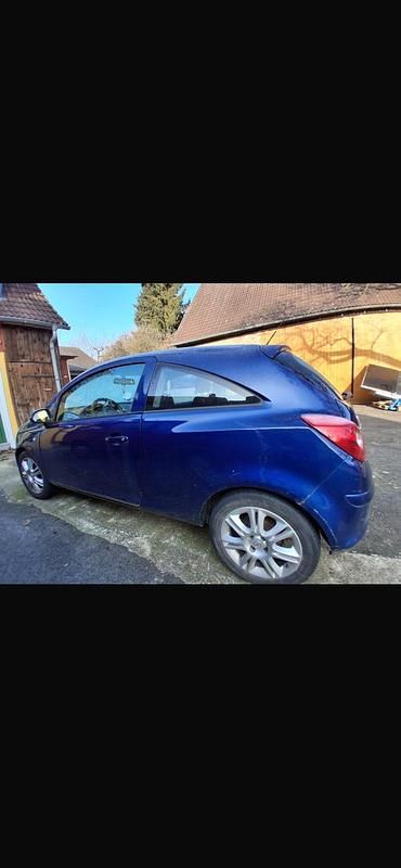 Begagnad Opel Corsa 2008 Blå Halvkombi
