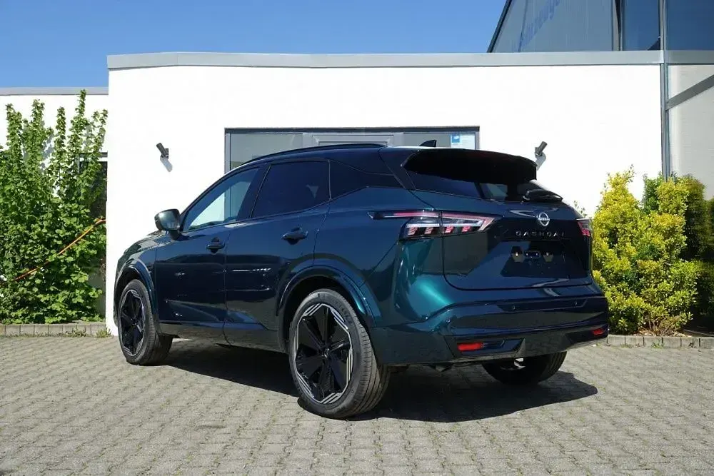 Neu Nissan Qashqai 158 PS (116 kW) 2026 Grün SUV