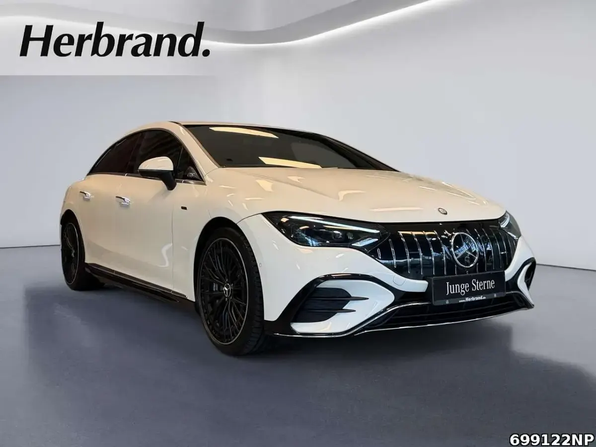 Gebraucht Mercedes EQE AMG 43 AMG 350 kW (476 PS) 2023 Unilack polarweiß Limousine