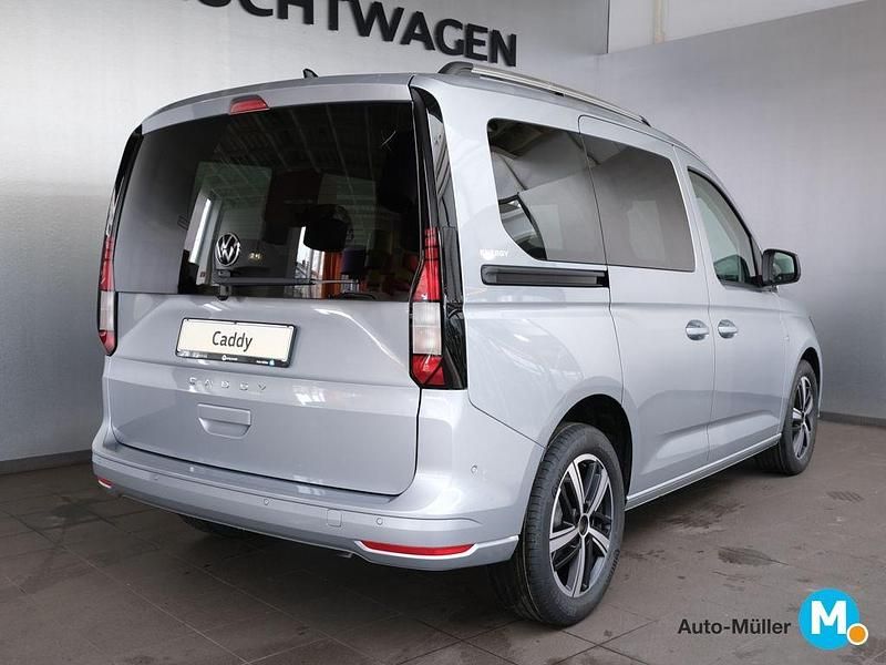 Neu VW Caddy 116 PS (85 kW) 2026 Silber Van / Kleinbus