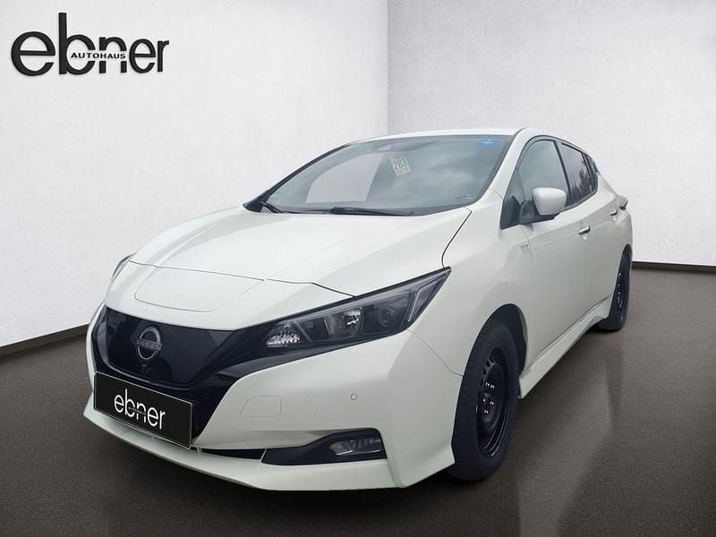 Gebraucht Nissan Leaf N-Connecta 110 kW (150 PS) 2023 Weiß Kleinwagen