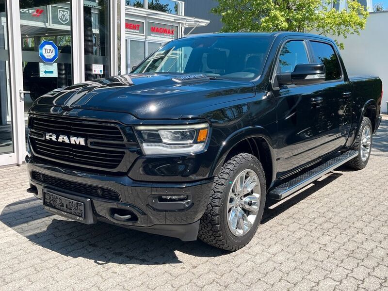Diamond black Gebraucht 2023 Dodge Ram Abholung | 53.390 € (Etwas zu teuer) - Bild 1/4