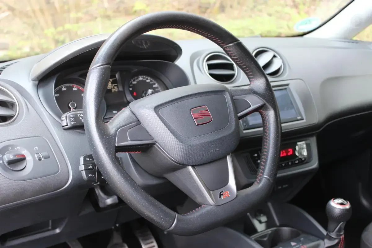 Gebraucht Seat Ibiza FR 105 PS (77 kW) 2012 Schwarz Kleinwagen