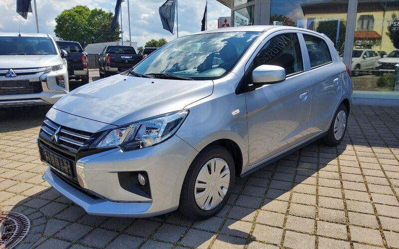 Silber Neu 2025 Mitsubishi Space Star Select Limousine | 12.990 € - Bild 1/4