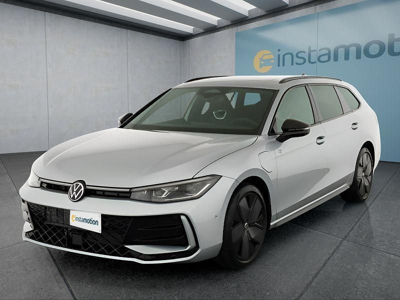 Silber Neu 2025 VW Passat Kombi | 51.349 € (Fairer Preis) - Bild 1/4