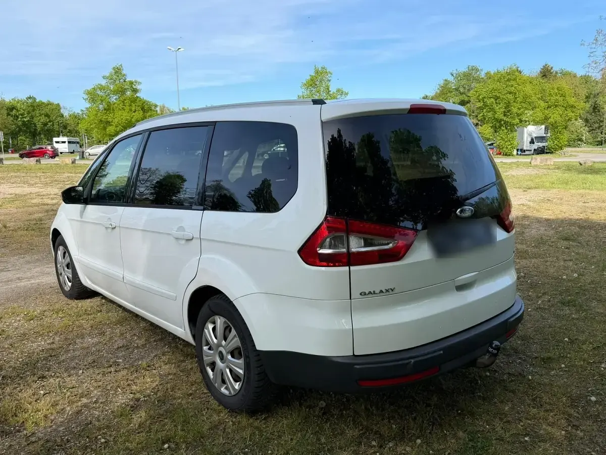 Usata Ford Galaxy 140 CV (102 kW) 2010 Bianco Monovolume