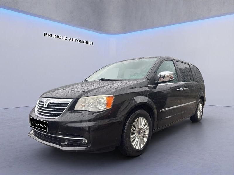 Gebraucht Lancia Voyager 178 PS (130 kW) 2013 Schwarz Van / Kleinbus