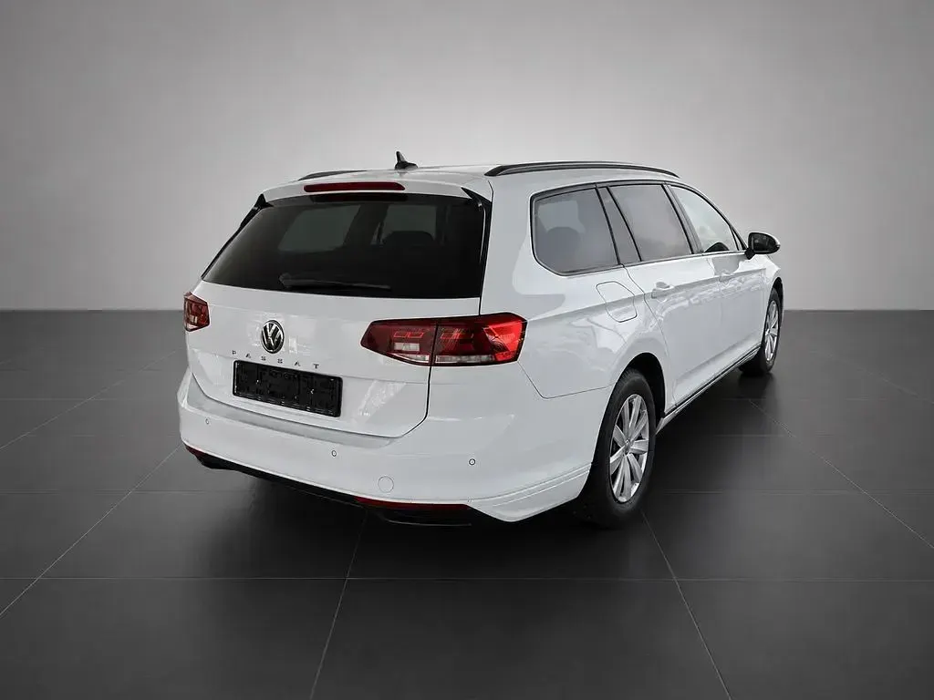 Gebraucht VW Passat Business 150 PS (110 kW) 2019 Weiß Kombi