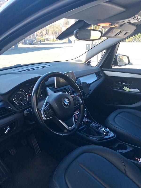 Gebraucht BMW 216 Gran Tourer 116 PS (85 kW) 2017 Schwarz Van / Kleinbus