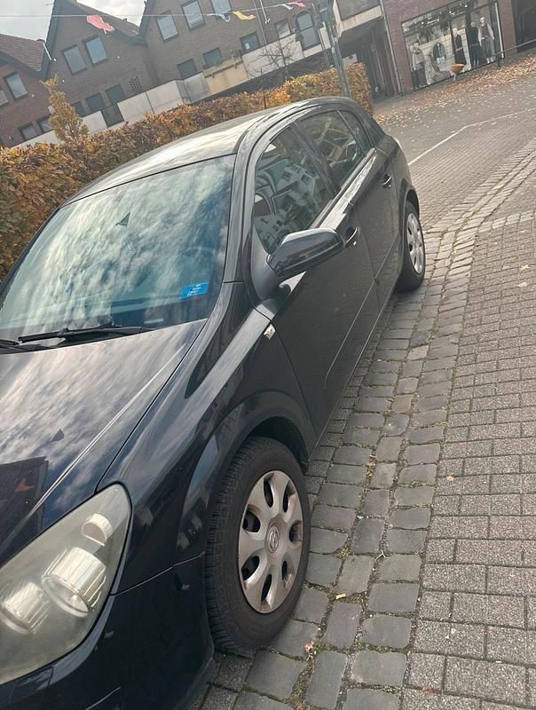 Gebraucht Opel Astra 90 PS (66 kW) 2005 Schwarz Limousine