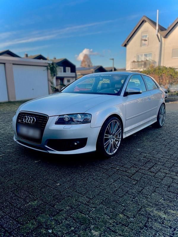 Silber Gebraucht 2007 Audi S3 Design Coupé | 12.600 € (Fairer Preis) - Bild 1/4