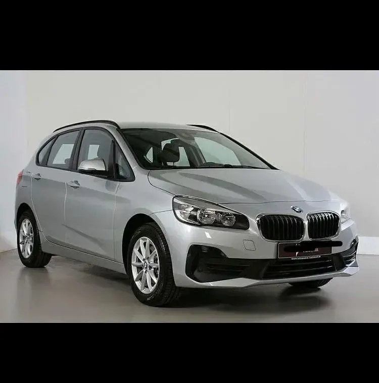 Gebraucht BMW 216 Active Tourer Advantage 116 PS (85 kW) 2019 Silber Van / Kleinbus